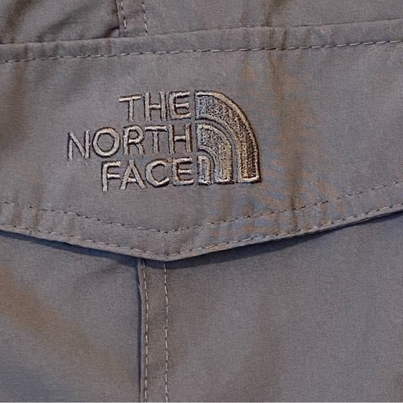 The North Face Men’s Convertible Hiking Cargo Pants Shorts Gray Size Medium - Picture 6 of 15